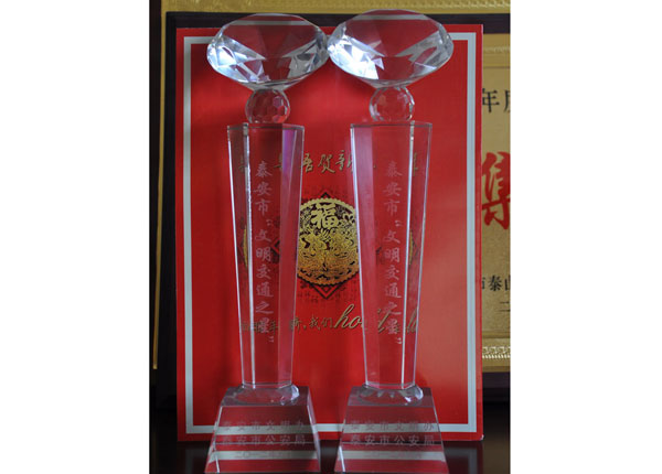 �c(di��n)���鿴Ԕ��(x��)��Ϣ<br>��(bi��o)�}��   ��x�Δ�(sh��)��1429